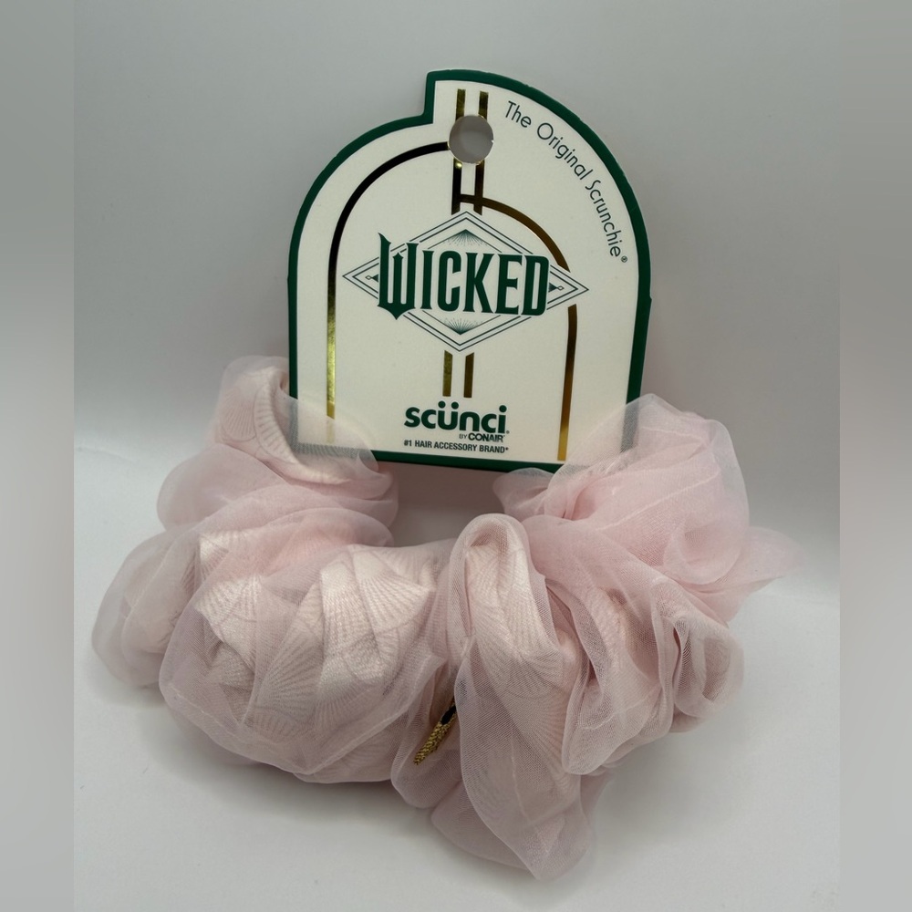 Scunci Light Pink Wicked Scrunchie Glinda Tulle NWT